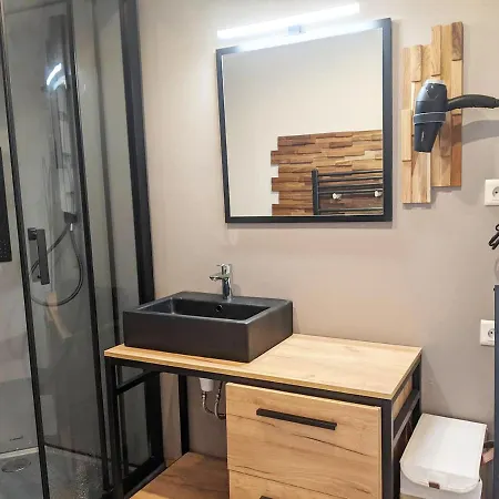 Cosy A Avec Terrasse Apartamento *